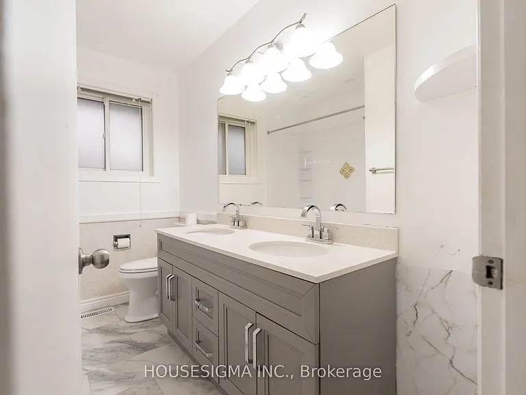 1 Cherrylane Dr N — Photo 19