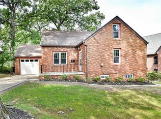 540 57th St, Des Moines, IA 50312