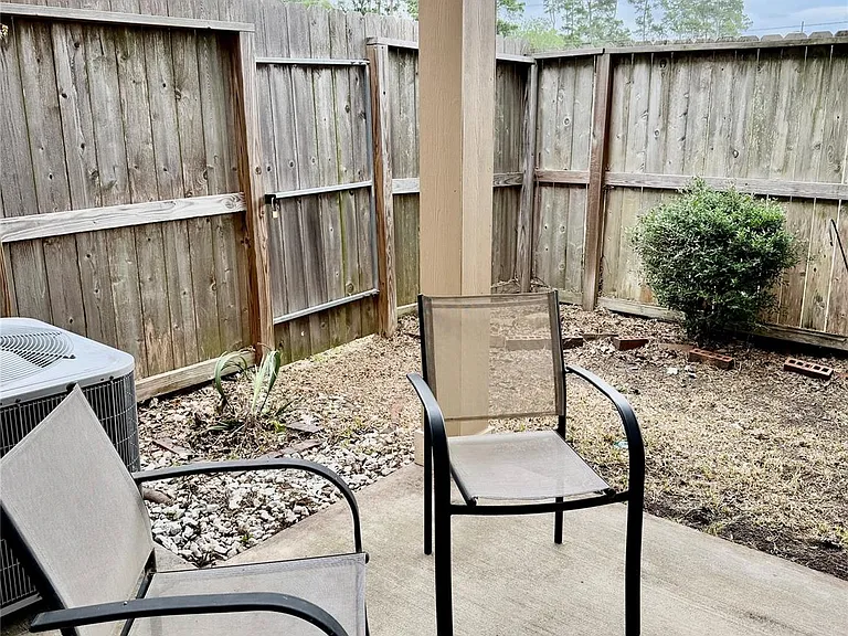 16010 Limestone Lake Dr — Photo 35