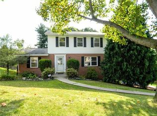 229 Laddie Dr, Washington, PA 15301