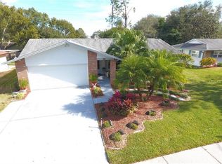 2323 Malcolm Dr, Palm Harbor, FL 34684
