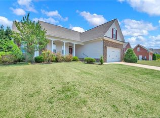 1415 Blue Ribbon Ln, Hope Mills, NC 28348