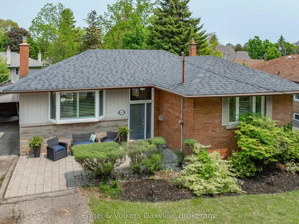 465 4th Line, Oakville, ON L6L 5A6