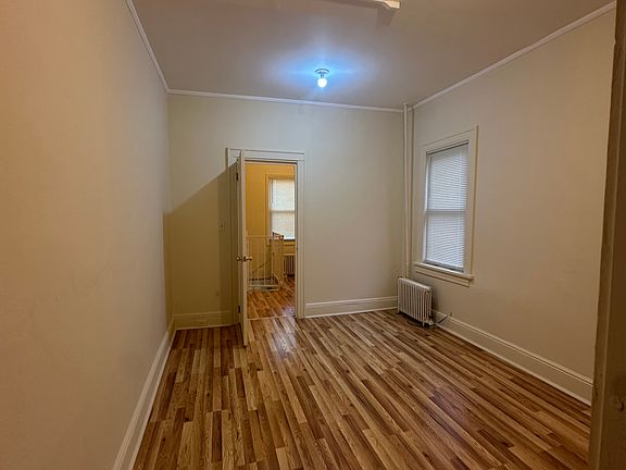 4th image of 1327 College Point Blvd APT 1B