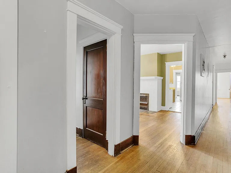 5528 Beverly Pl #2 — Photo 6