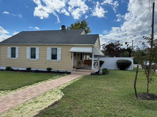 141 Valleydale Ave, Salem, VA 24153