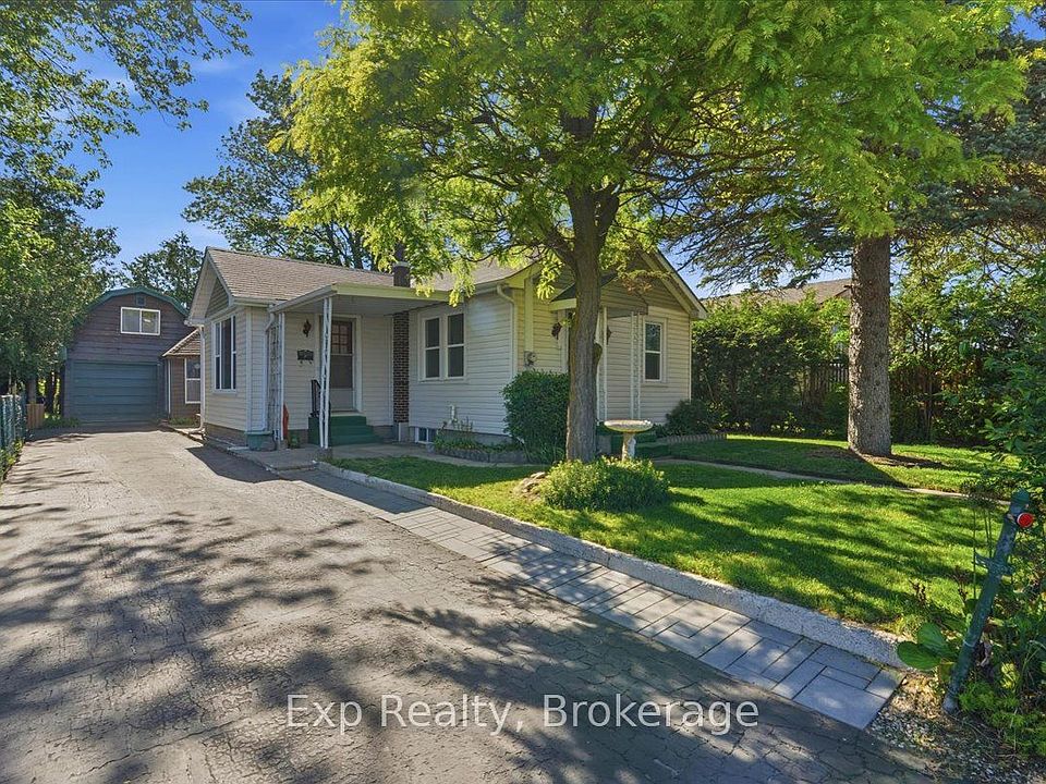 1st image of 34 Leonard Ave