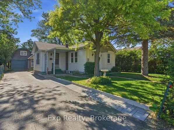 34 Leonard Ave, Quinte West, ON K8V 2R4
