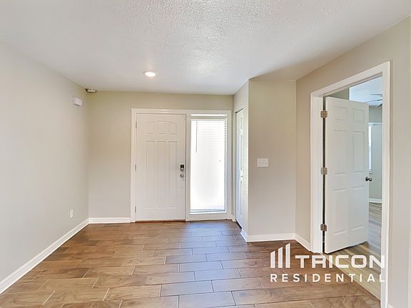 3rd image of 5119 Bernadette Dr