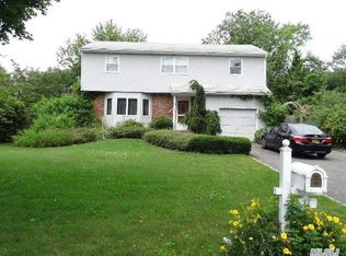 21 Diane Ln, East Northport, NY 11731