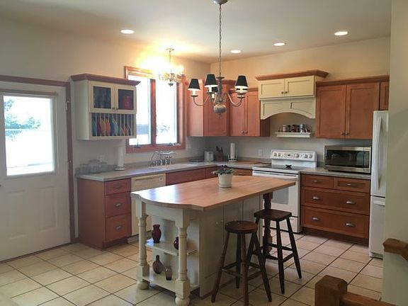 3rd image of 818 N 27th Ave