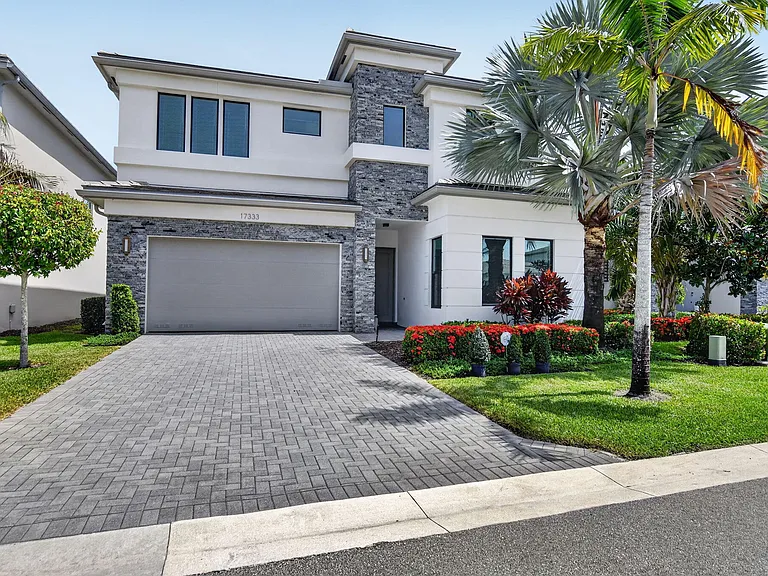 17333 Rainstream Rd — Photo 2