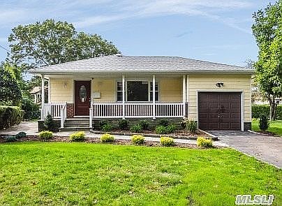 1st image of 394 Bernice Dr