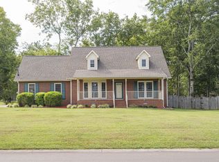562 Highpoint Dr, Smyrna, TN 37167