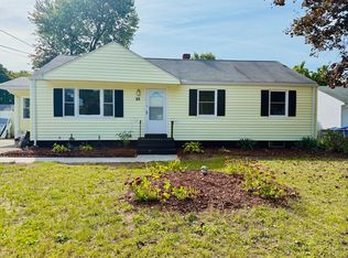 89 Cherokee Dr, Springfield, MA 01109