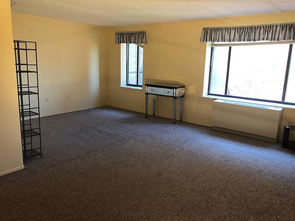 1st image of 50 Columbus Ave APT 901