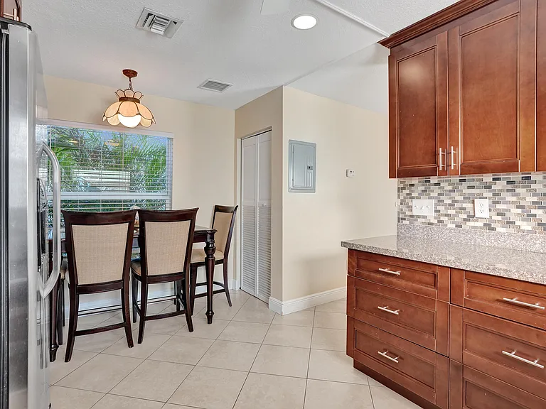 740 Buttonwood Rd — Photo 28