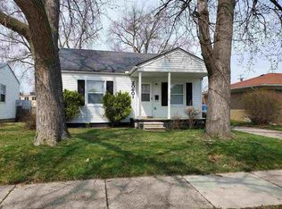 20601 Lawndale St, Saint Clair Shores, MI 48080