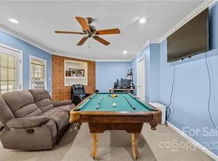 4311 Laurel Hill Ln, Charlotte, NC