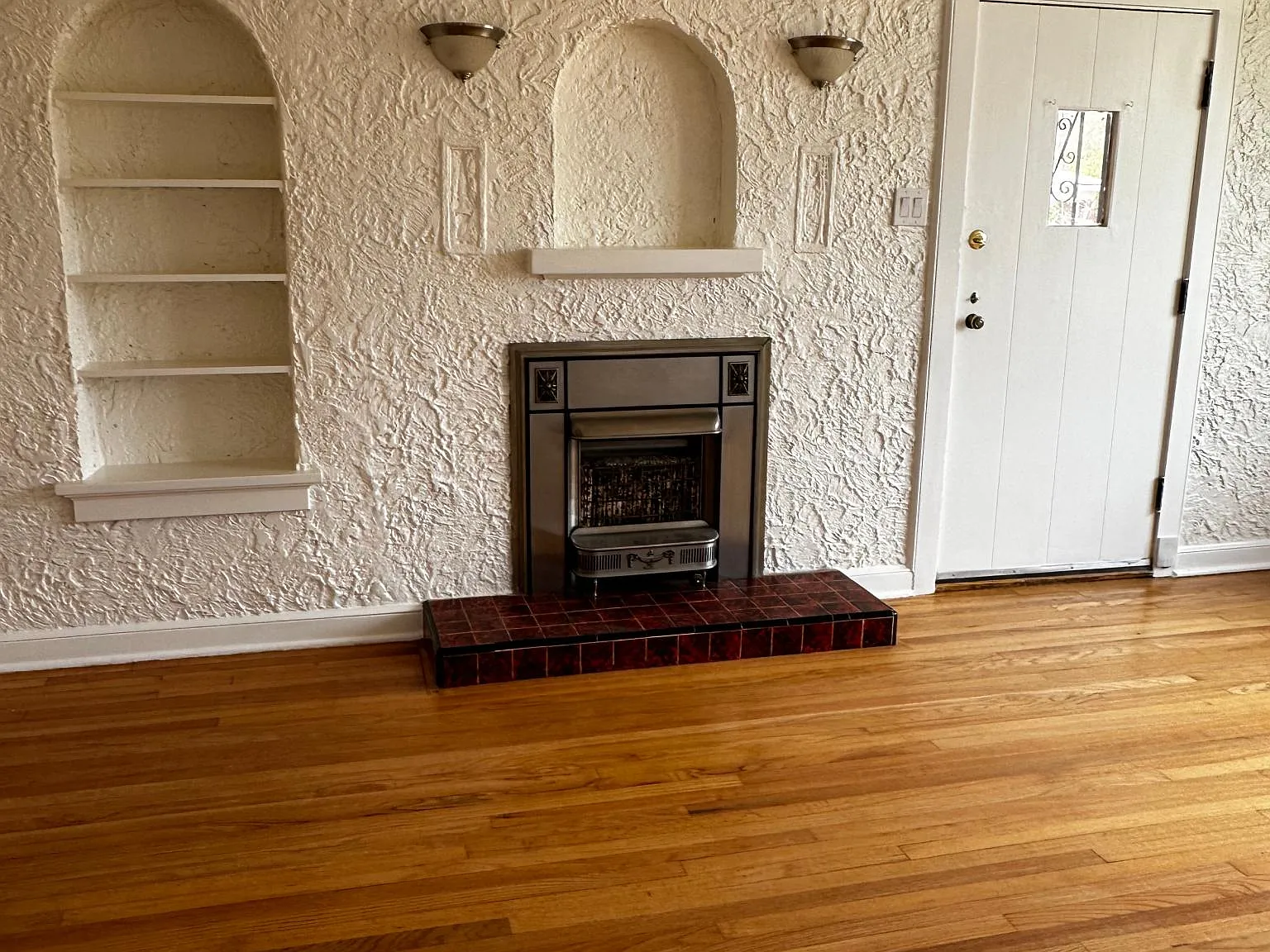 2 bed, 1000 sqft, $1,550 — Photo 3