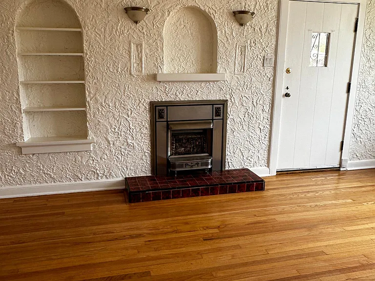 1002 Galloway Dr — Photo 3