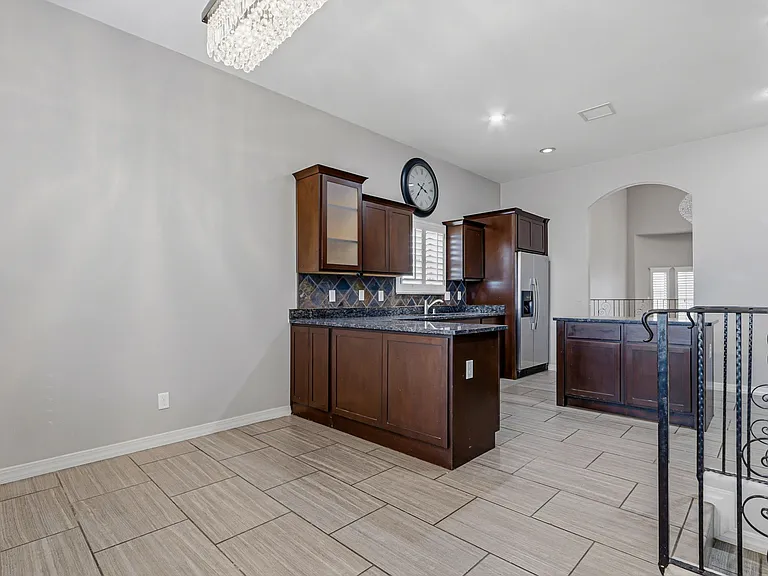 14293 Meadow Lake Ave — Photo 11