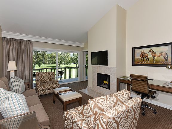 3rd image of 762 Cottage Dr