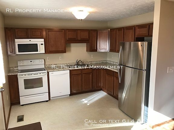 3rd image of 4055 Forest Edge Dr #4055