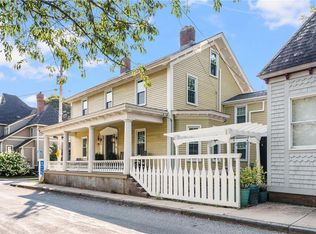 17 Old Beach Rd, Newport, RI 02840
