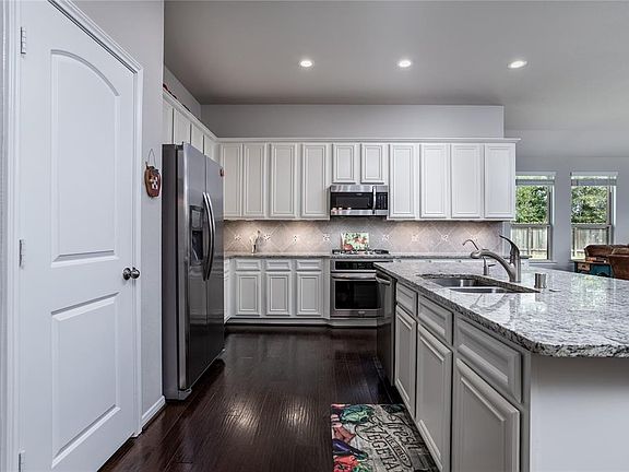 3rd image of 12614 Fort Isabella Dr