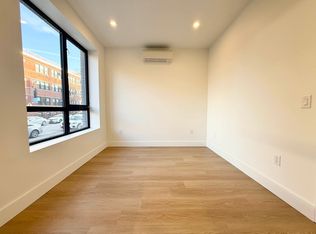 462 E 29th St #1R, Brooklyn, NY 11210