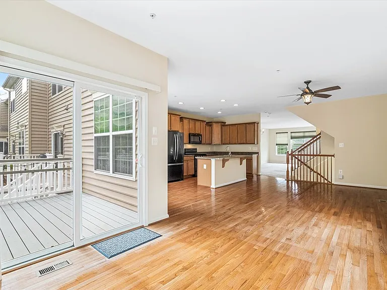 5053 Wesley Sq #1 — Photo 6