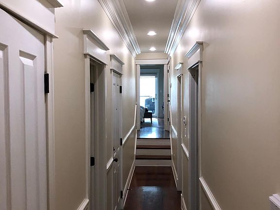 2nd image of 3156 N Cambridge Ave #4
