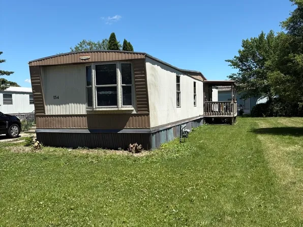 134 Joyce Dr, Manteno, IL 60950