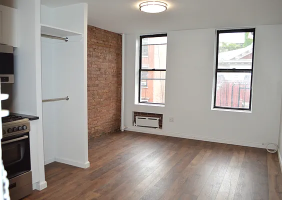 Rented by OvCo Realty | media 22