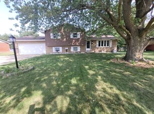 1438 Cardinal Dr, Bourbonnais, IL 60914