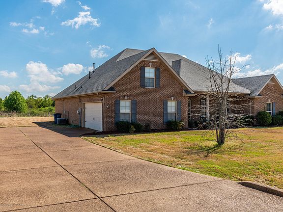 2nd image of 7550 Wisteria Dr