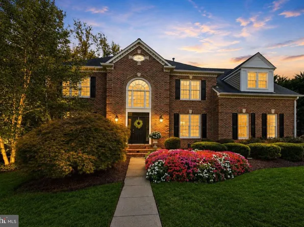 1257 New Bedford Ln, Reston, VA 20194