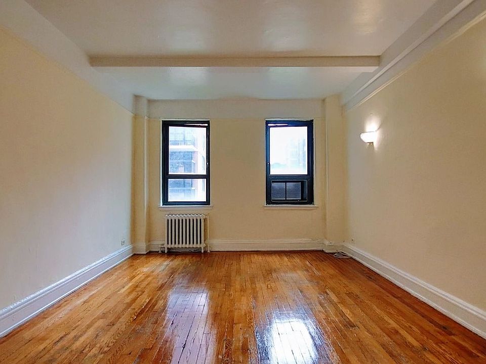 1st image of 11 Waverly Pl APT 6E