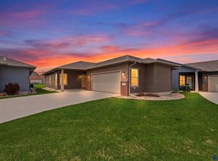 1505 S Foss Ave, Sioux Falls, SD 57110