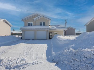 2665 Stryker Loop, North Pole, AK, 99705