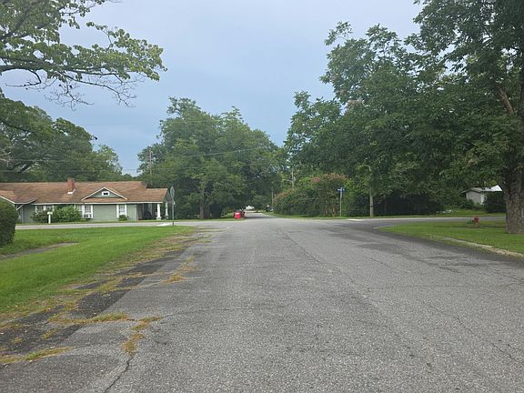 4th image of 5423 3rd Ave