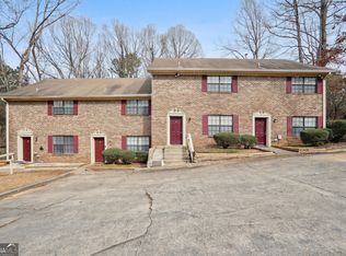 937 Amberly Dr, Norcross, GA 30093