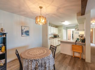 195 Warren Ave W #406, Penticton, BC V2A3N1