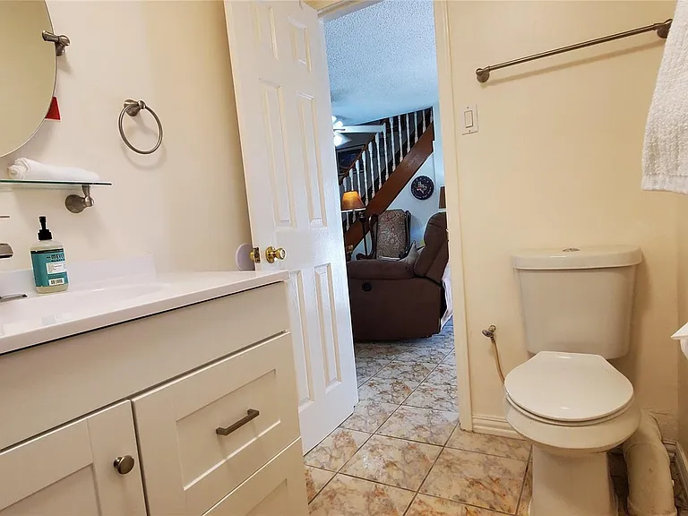 17018 Water Oak Dr — Photo 28
