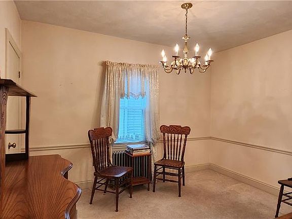 4th image of 66 Simmons St