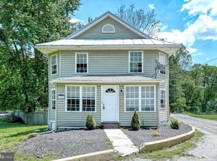 11835 Pleasant Valley Rd, Glen Rock, PA 17327