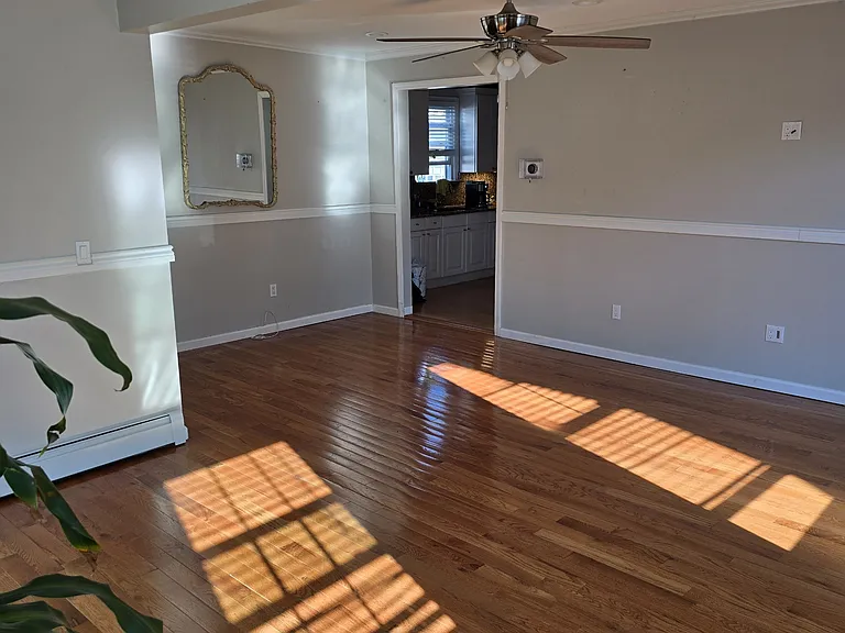 124 Leonard Ave #1 — Photo 2