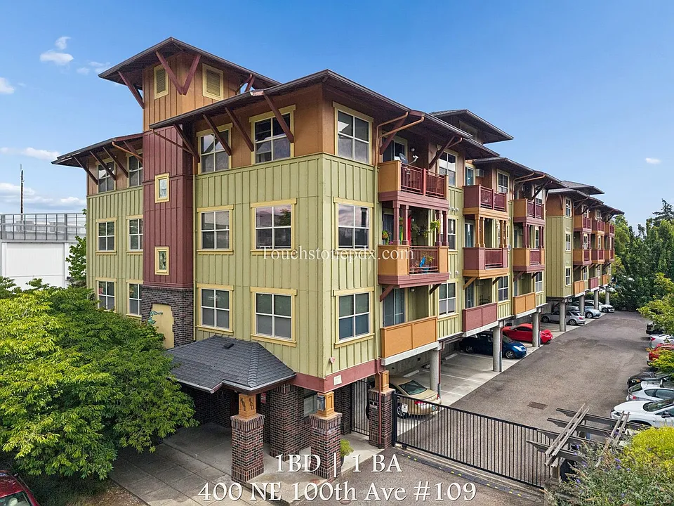 400 NE 100th Ave #109