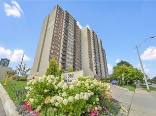 362 The East Mall #806, Toronto, ON M9B 6C4